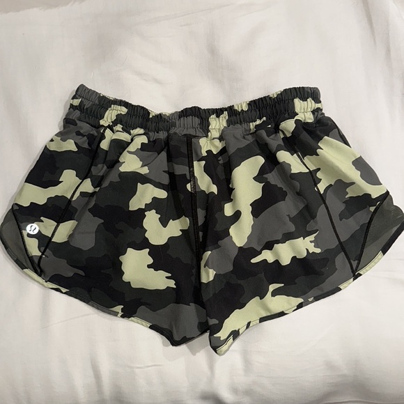 Lululemon Camouflage Shorts - Picture 2 of 3